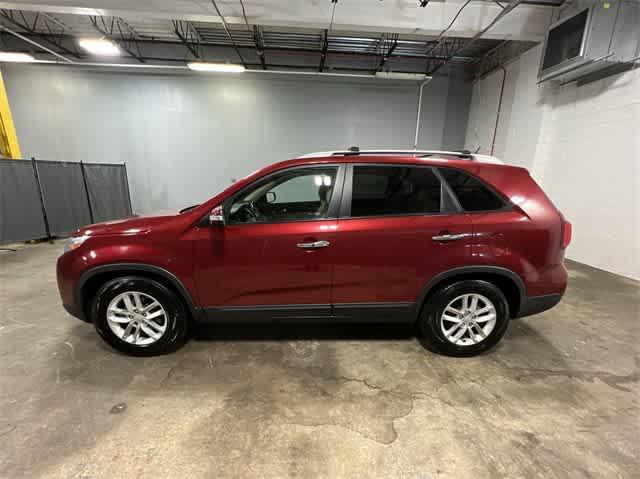 used 2014 Kia Sorento car, priced at $9,999