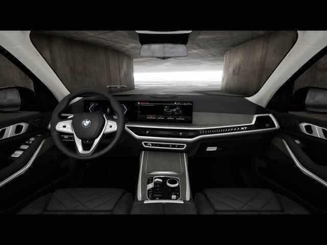 new 2025 BMW X7 car, priced at $85,595