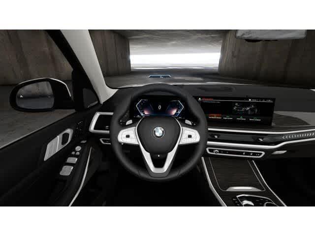 new 2026 BMW X7 car, priced at $90,130