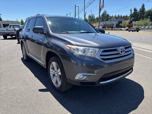 used 2013 Toyota Highlander car, priced at $15,991