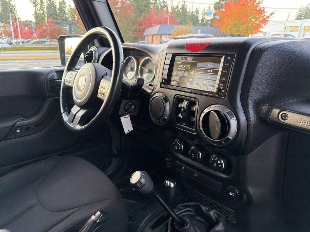 used 2015 Jeep Wrangler Unlimited car, priced at $11,991