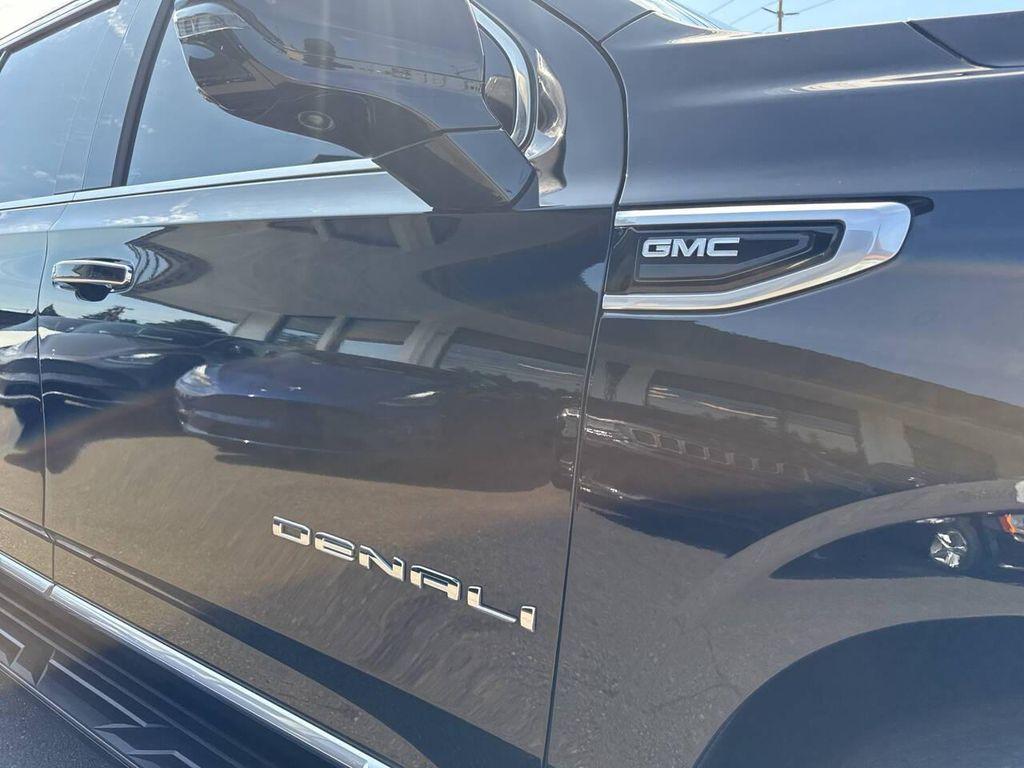 used 2021 GMC Yukon XL car, priced at $51,991