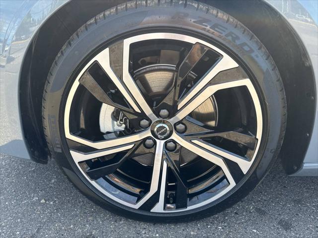 used 2024 Volvo S60 car, priced at $29,991