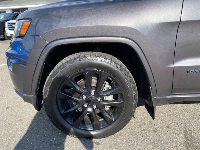 used 2017 Jeep Grand Cherokee car, priced at $16,991