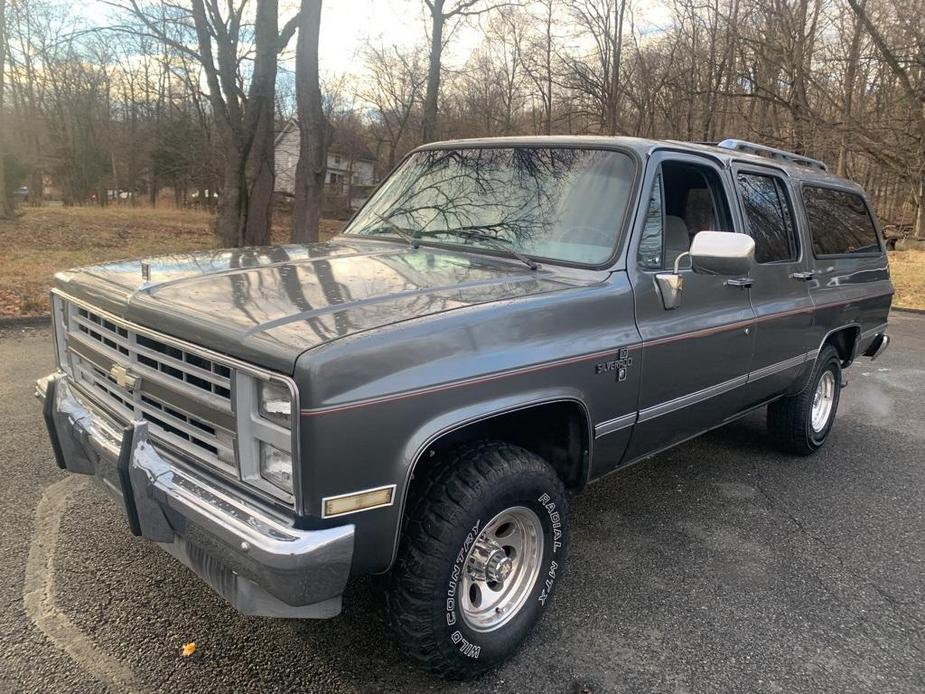 used 1987 Chevrolet Suburban car, priced at $22,900
