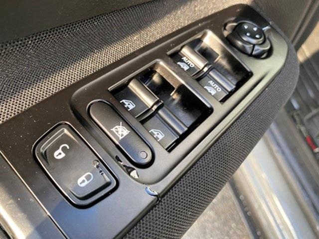 used 2020 Jeep Renegade car, priced at $18,560