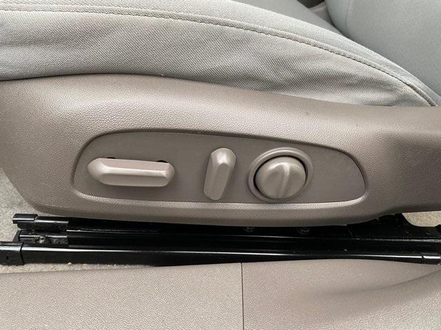 used 2016 Chevrolet Malibu car, priced at $10,594