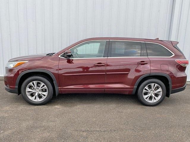 used 2015 Toyota Highlander car, priced at $10,990