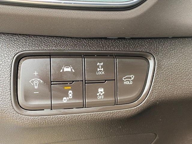 used 2020 Hyundai Santa Fe car, priced at $15,691