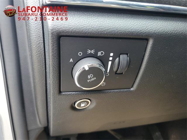 used 2017 Jeep Grand Cherokee car, priced at $13,410