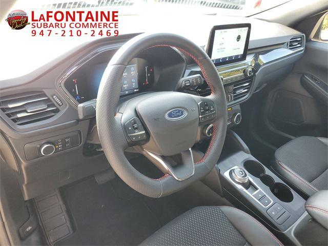 used 2025 Ford Escape car, priced at $28,495