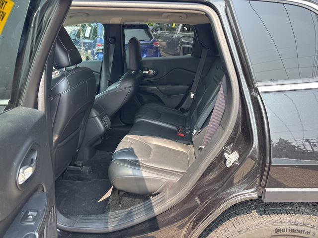 used 2016 Jeep Cherokee car, priced at $9,999