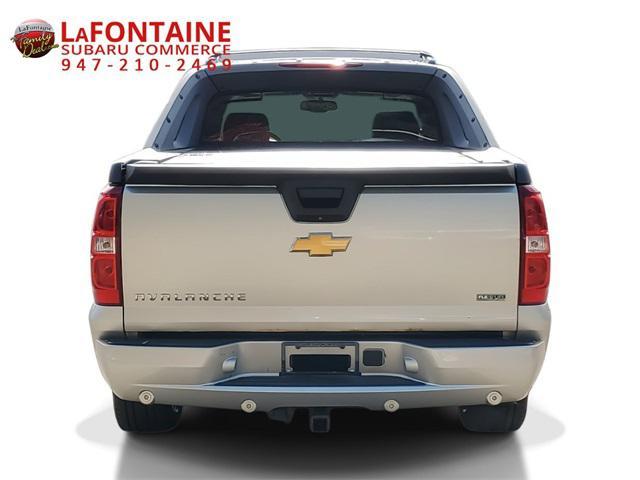 used 2011 Chevrolet Avalanche car, priced at $18,495