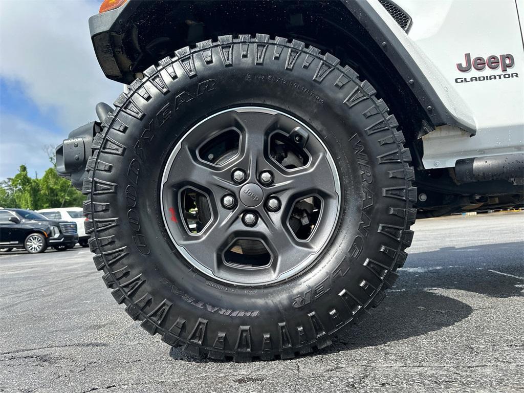 used 2020 Jeep Gladiator car, priced at $27,946