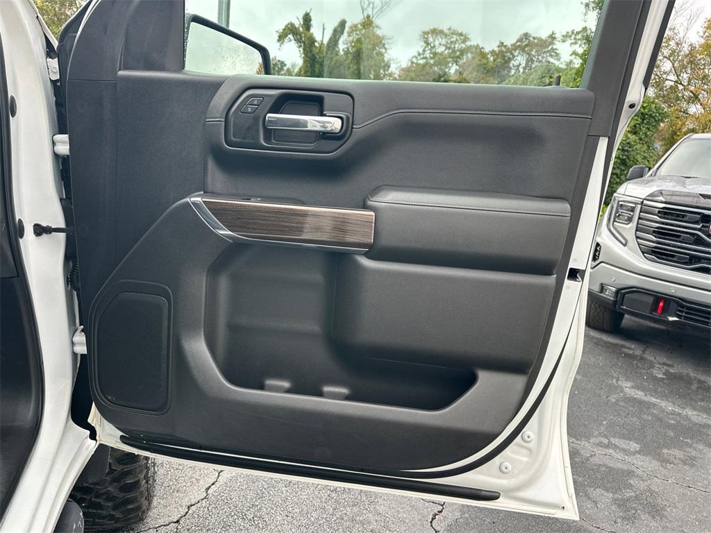 used 2020 Chevrolet Silverado 1500 car, priced at $34,266