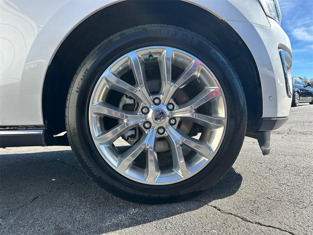 used 2019 Ford Expedition car, priced at $17,286