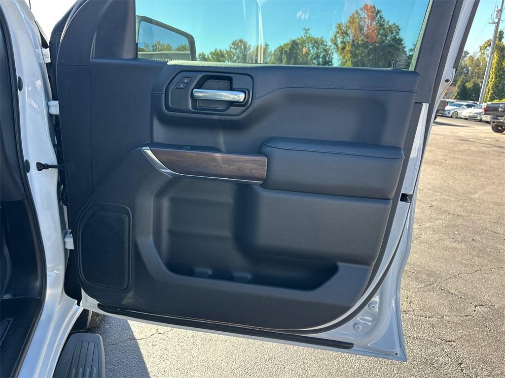 used 2021 GMC Sierra 1500 car, priced at $26,863