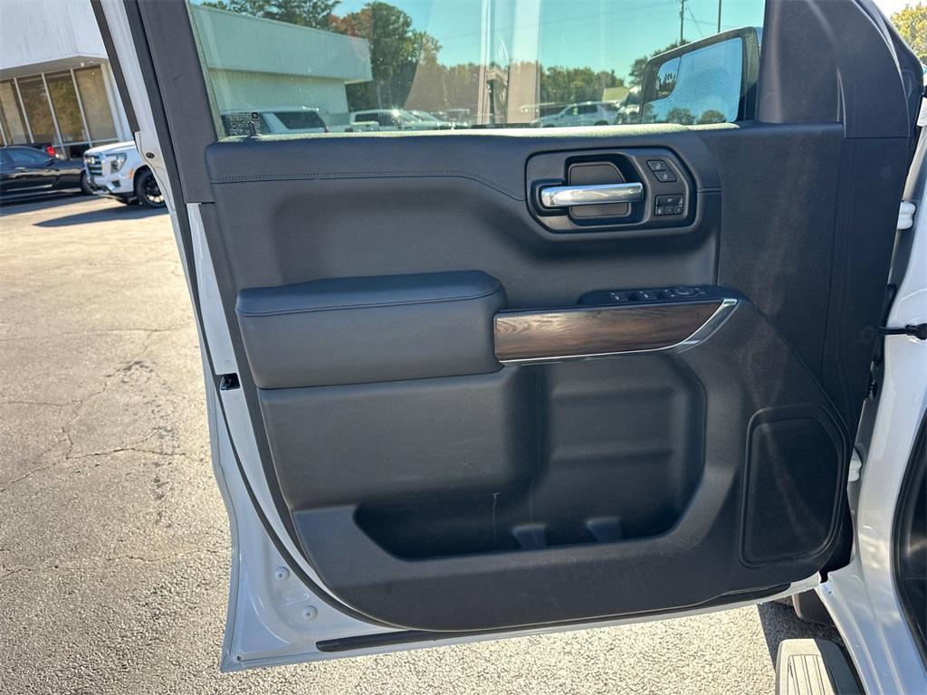 used 2021 GMC Sierra 1500 car, priced at $26,863