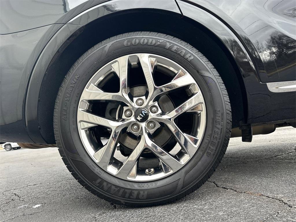 used 2019 Kia Sorento car, priced at $17,558