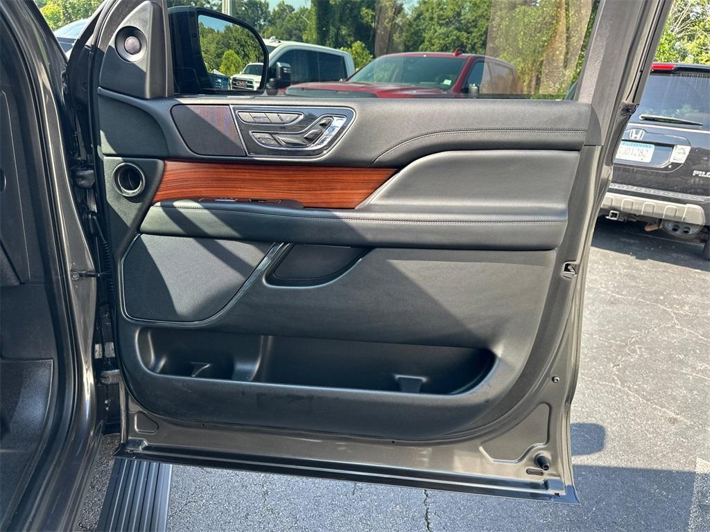 used 2018 Lincoln Navigator car, priced at $23,867
