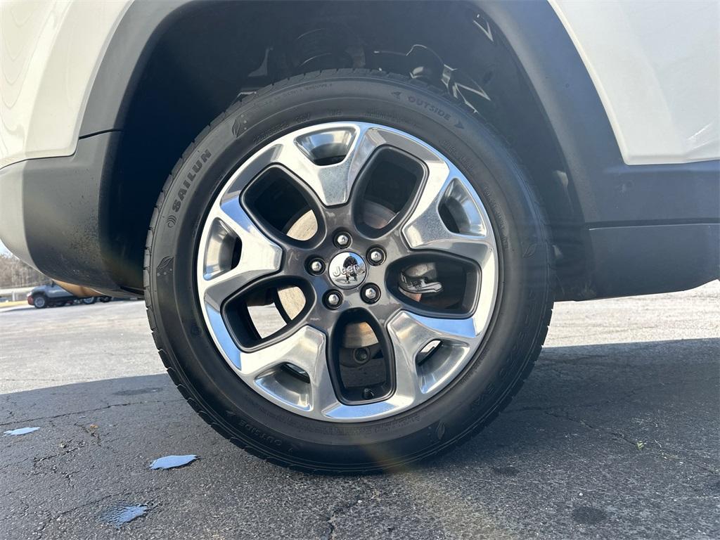 used 2019 Jeep Compass car, priced at $13,476