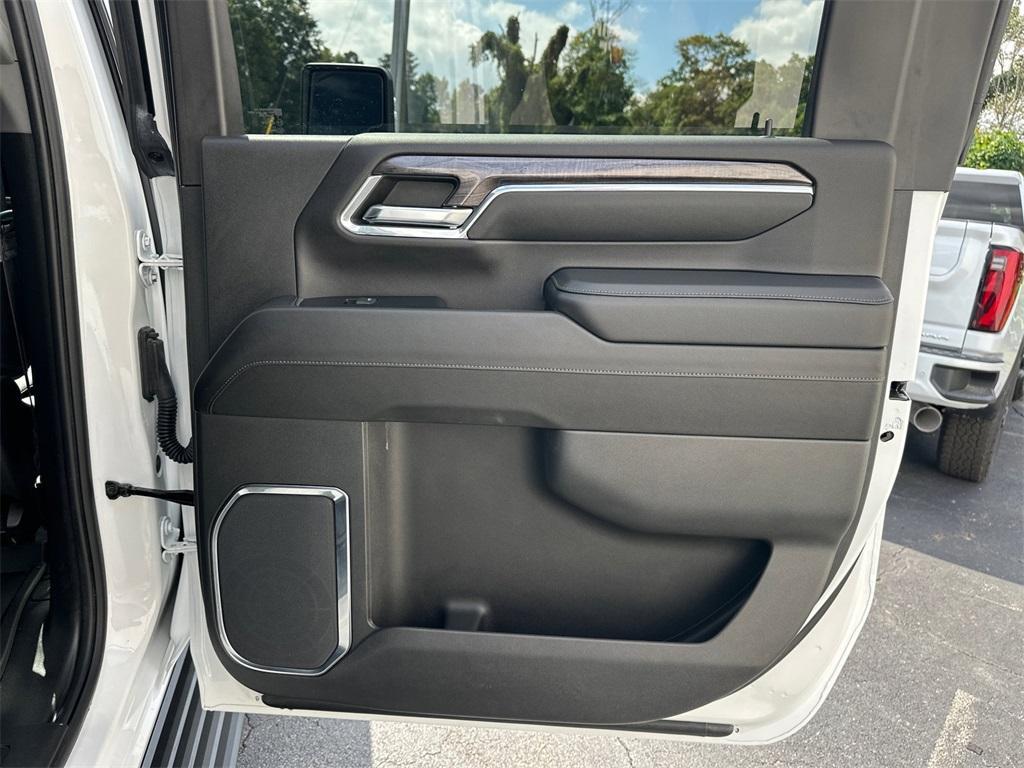 used 2024 Chevrolet Silverado 2500 car, priced at $58,781