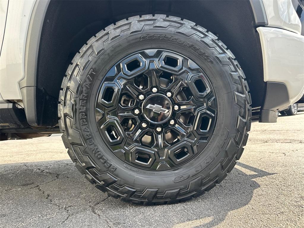 used 2024 Chevrolet Silverado 2500 car, priced at $58,781