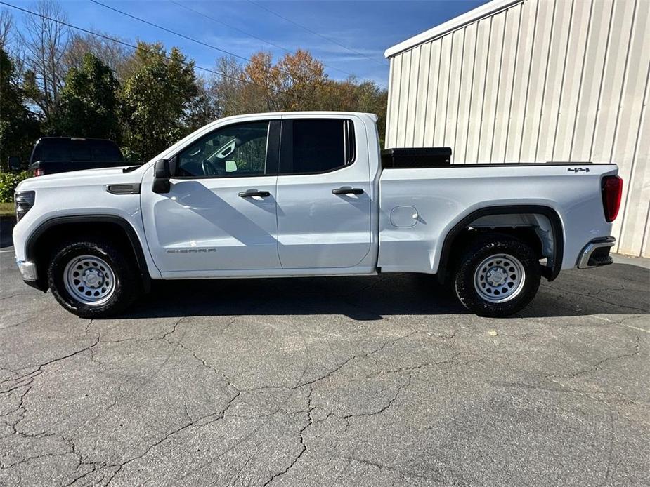 used 2023 GMC Sierra 1500 car, priced at $33,352