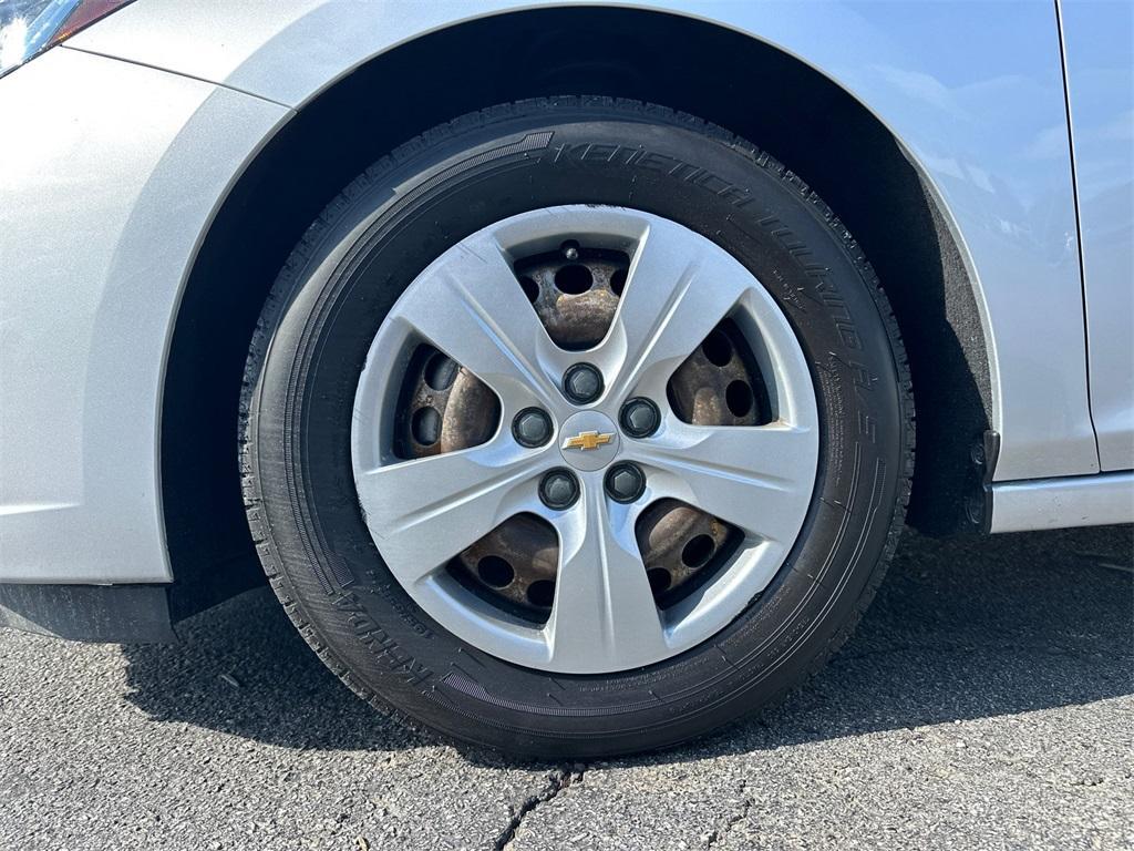 used 2017 Chevrolet Cruze car, priced at $6,423