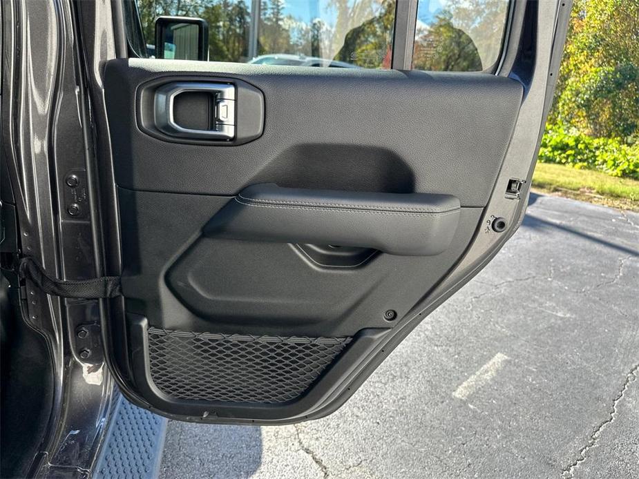 used 2020 Jeep Wrangler Unlimited car, priced at $32,397