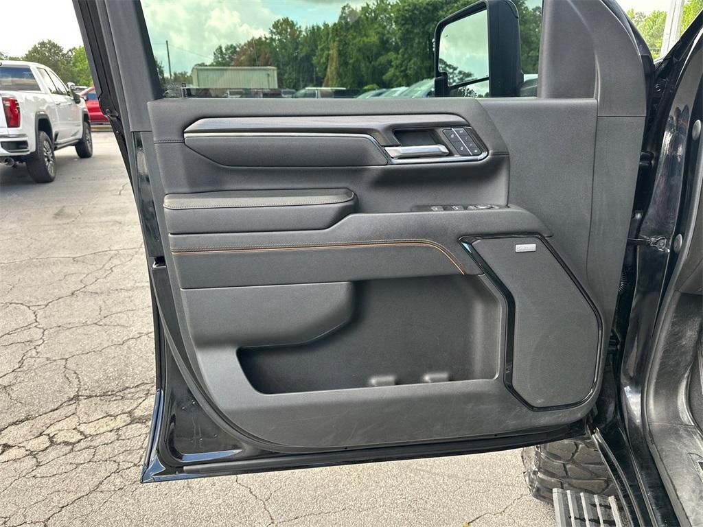 new 2024 GMC Sierra 2500 car, priced at $86,820