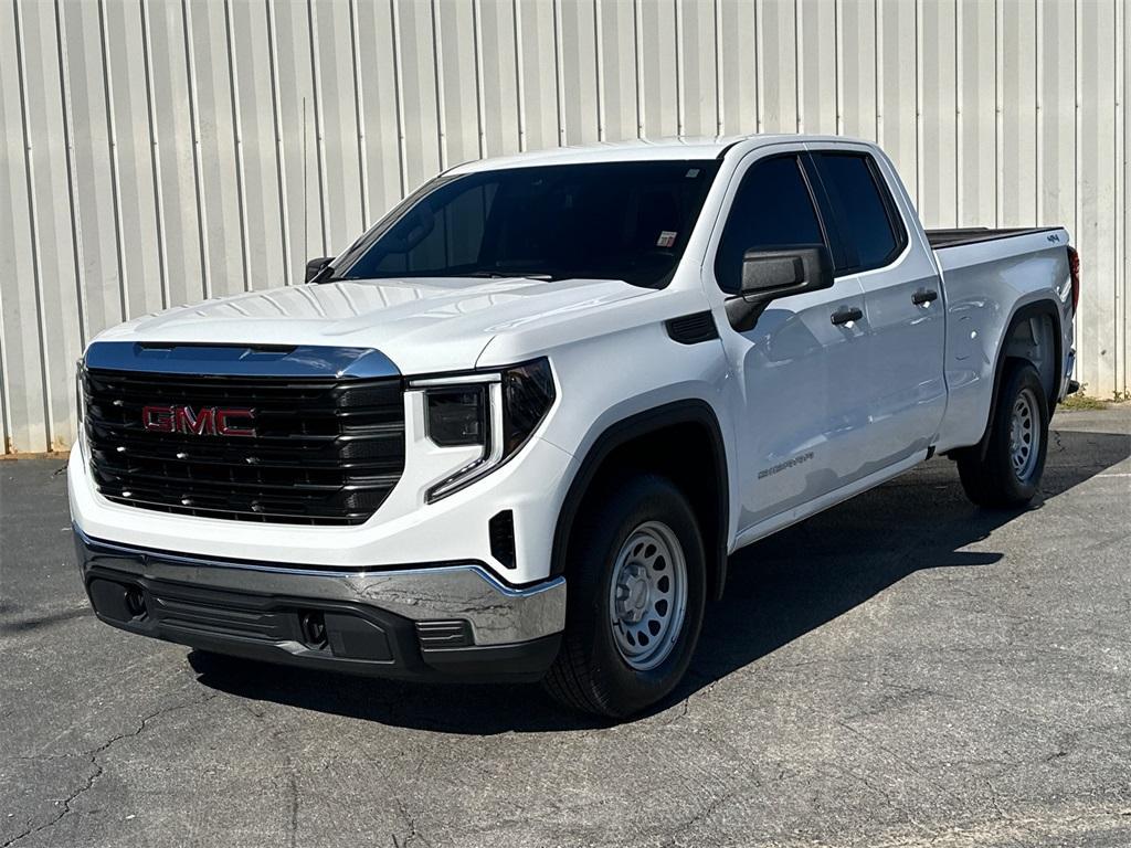 used 2023 GMC Sierra 1500 car, priced at $33,881