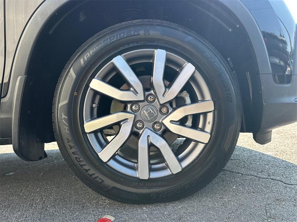 used 2020 Honda Pilot car, priced at $18,335