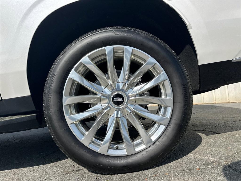 used 2024 Cadillac Escalade ESV car, priced at $90,326