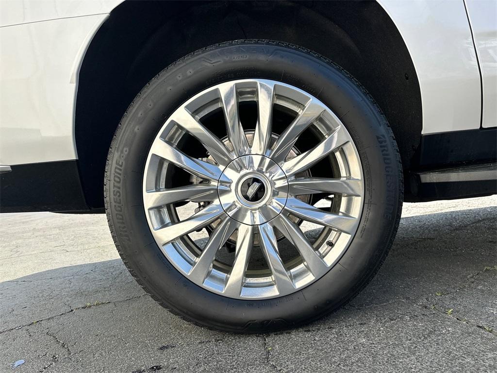 used 2024 Cadillac Escalade ESV car, priced at $90,326