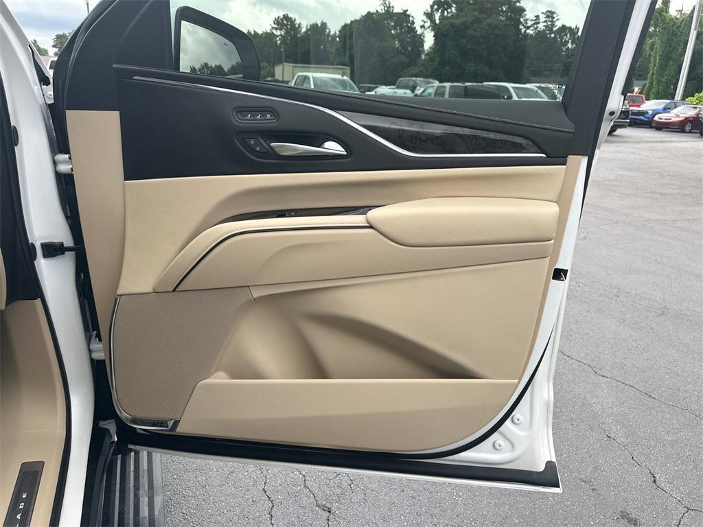used 2024 Cadillac Escalade car, priced at $77,846