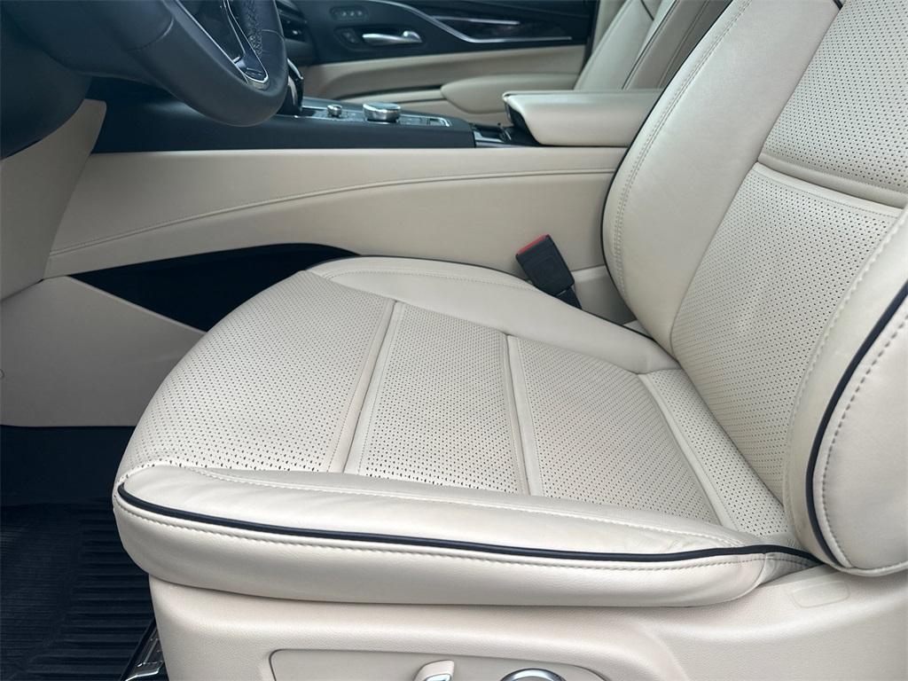 used 2024 Cadillac Escalade car, priced at $77,846