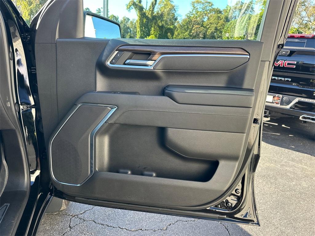 used 2024 Chevrolet Silverado 1500 car, priced at $36,827