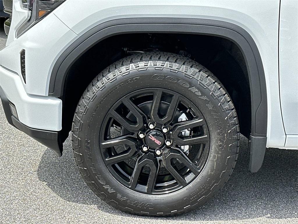 new 2023 GMC Sierra 1500 car, priced at $60,675