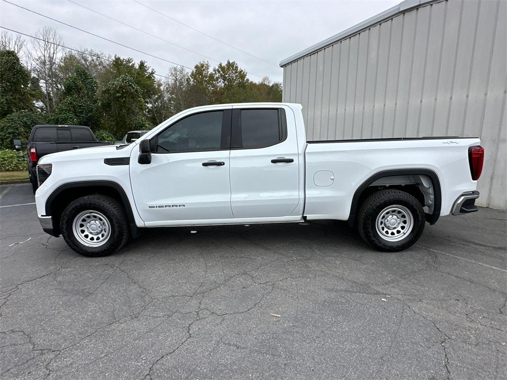 used 2023 GMC Sierra 1500 car, priced at $35,938