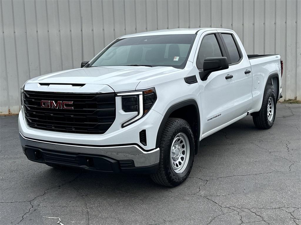 used 2023 GMC Sierra 1500 car, priced at $35,938