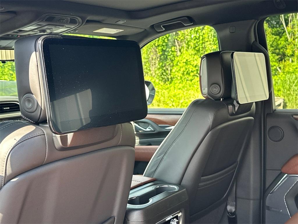 new 2023 GMC Yukon XL car, priced at $102,130