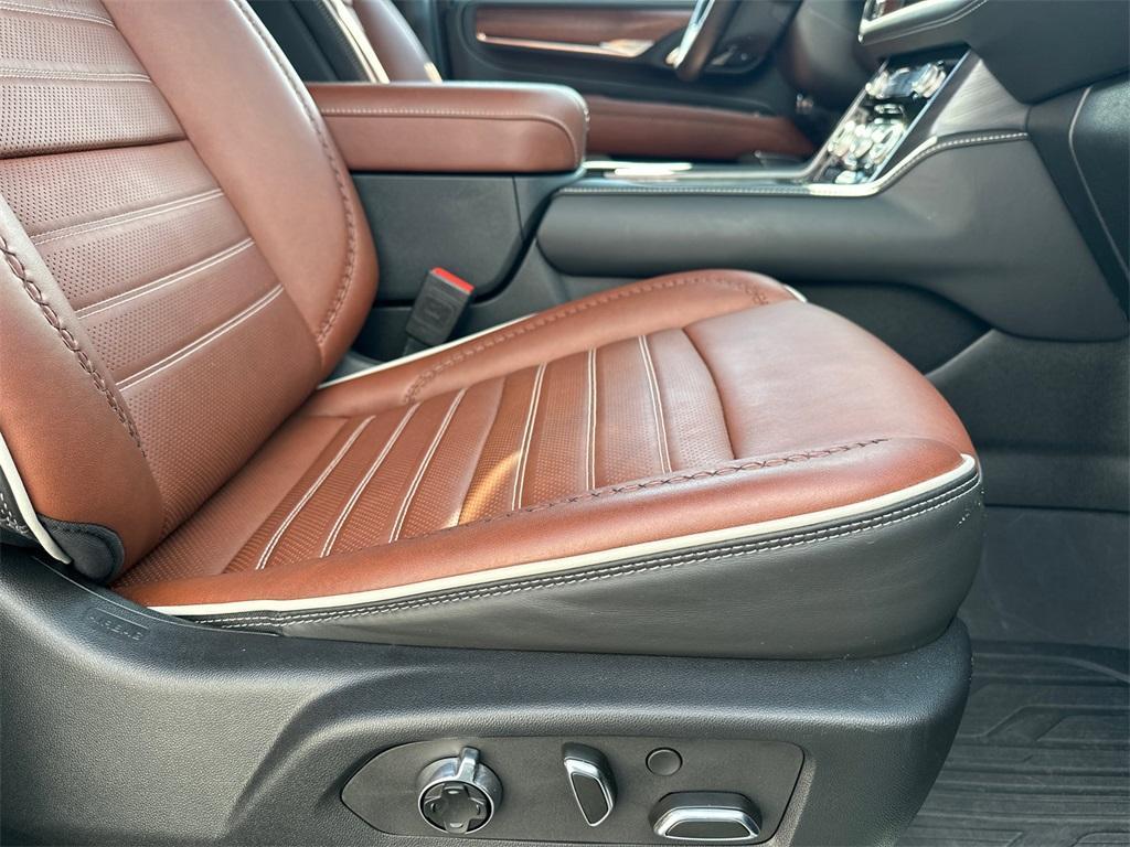 new 2023 GMC Yukon XL car, priced at $102,130