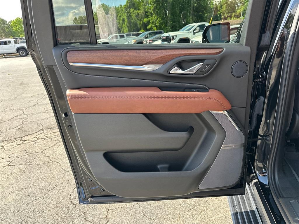 new 2023 GMC Yukon XL car, priced at $102,130