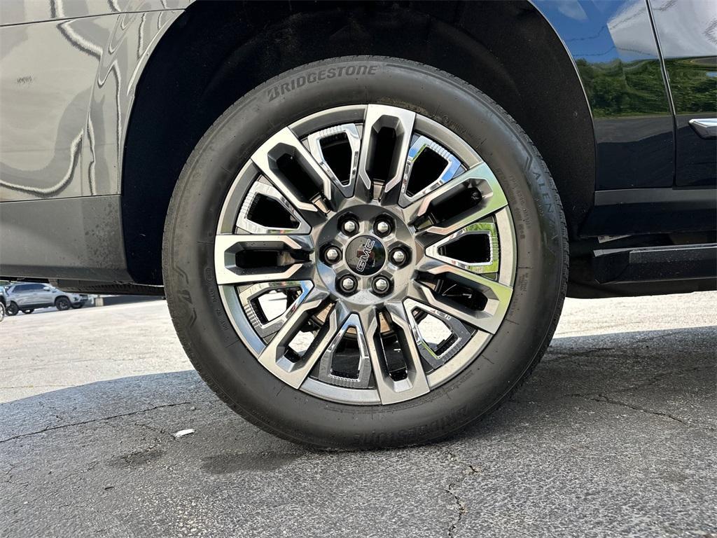 new 2023 GMC Yukon XL car, priced at $102,130