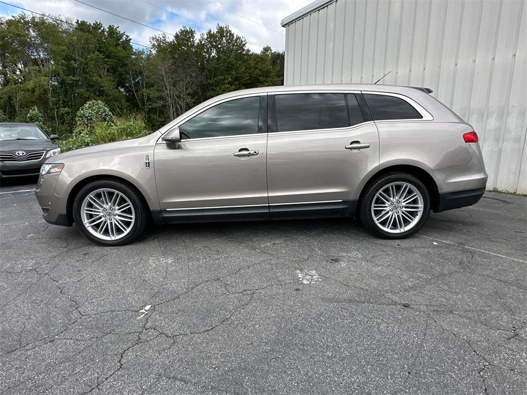 used 2019 Lincoln MKT car, priced at $16,335