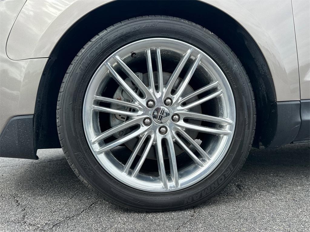 used 2019 Lincoln MKT car, priced at $16,335