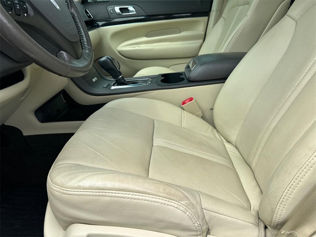 used 2019 Lincoln MKT car, priced at $16,335