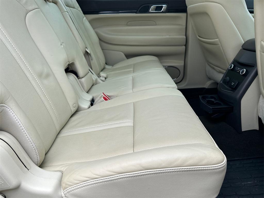 used 2019 Lincoln MKT car, priced at $16,335