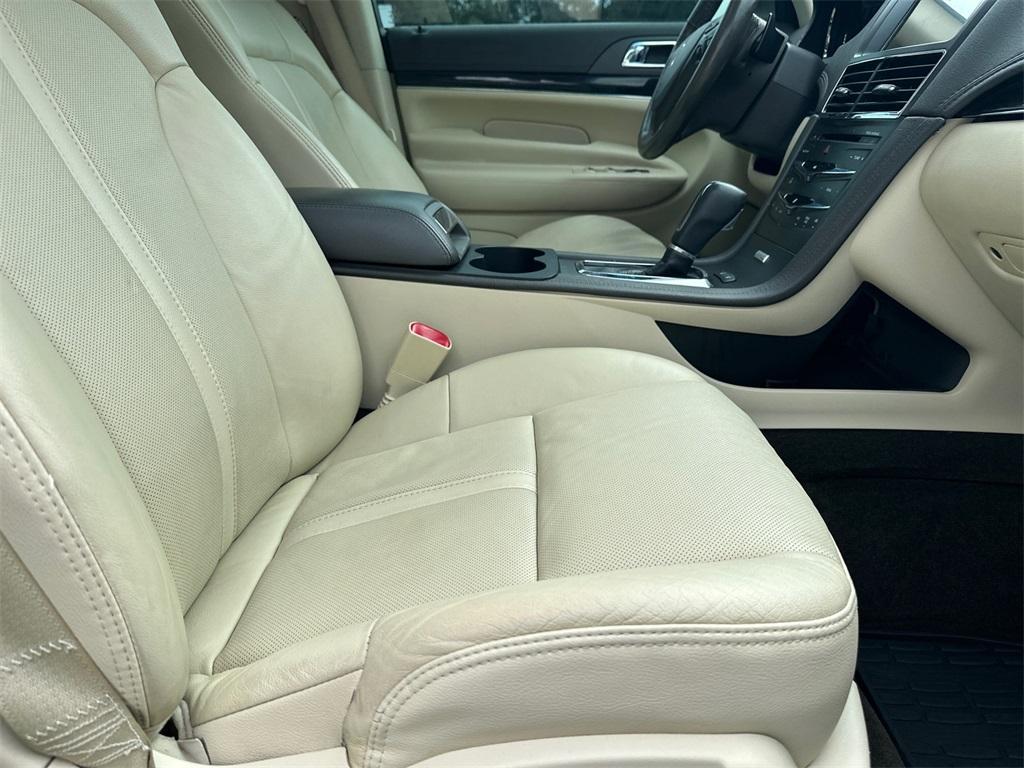 used 2019 Lincoln MKT car, priced at $16,335